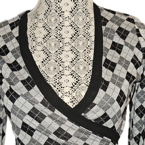 Gershon Bram Argyle Check Tie Around Top - Picture 5 of 8